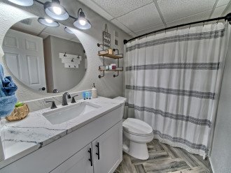 2nd bathroom is located next to the Jr master bedroom and has a tub/shower combo