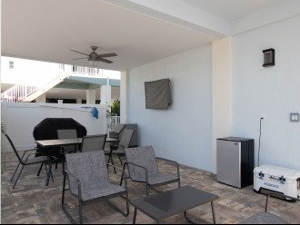 Beautiful NEW 4 Bedroom/3 Bath Home w/Private Pool,40 ft. Dock by Sombrero Beach #1