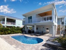 Beautiful NEW 4 Bedroom/3 Bath Home w/Private Pool,40 ft. Dock by Sombrero Beach