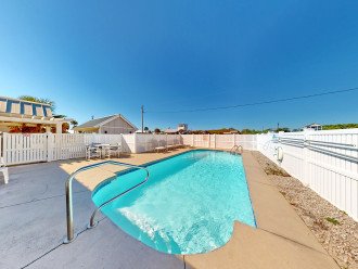 Beach Front, Private Swimming Pool, Pet Friendly, Beach Gear Credit Included! #2