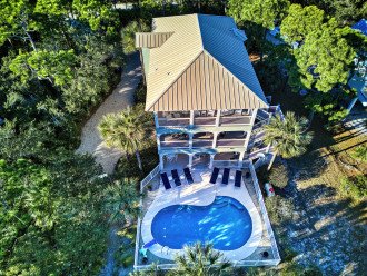 Private Pool, Pet-friendly, less than 5 minute walk to beach! #2