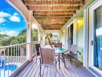 Private Pool, Pet-friendly, less than 5 minute walk to beach! #44