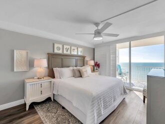 Beachfront, Balcony, Heated Pool & Spa (SC1-904) #10