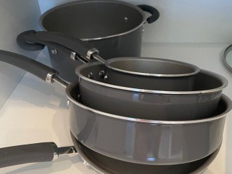 New set of Rachel Ray pots and pans