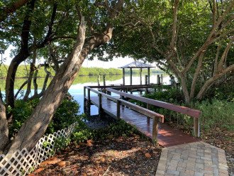The bayside boat dock just off the pool offers first come first served boat docking and fish cleaning station. If you don’t fish just relax and watch the dolphins and manatees swim by. Boat and kayak rentals available near by as well.
