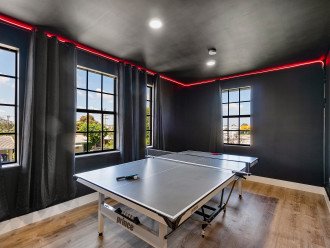 Battle it out in Ping Pong