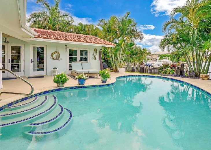 Lovely Waterfront Pool Home in Delray Beach #1