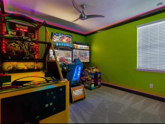 6a-sr009-arcade1.jpg