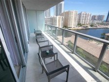 Gorgeous 2 Bed, 2 Bath Condo With Amazing Views