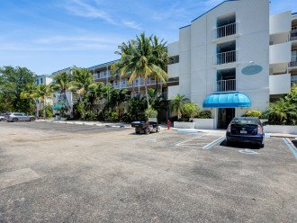 Beautiful Keys Getaway, great resort with marina, totally updated and remodeled #42