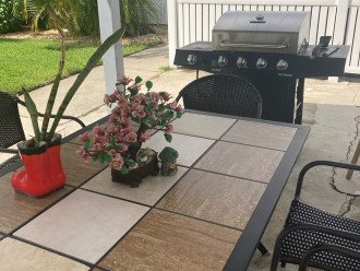 Grill/Patio Table and Chairs
