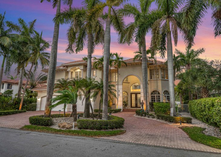 Brand New! WORLD FAMOUS Las Olas Isles Waterfront Mansion - Heated Pool #1