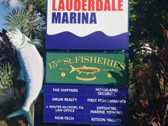Lauderdale Marina & Waterfront Dining on the Intracoastal Waterway