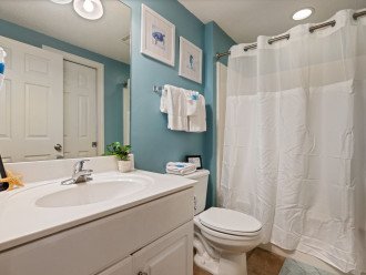 Full Bath w/ tub/shower combo - shared entrance with bedroom 2 & hallway