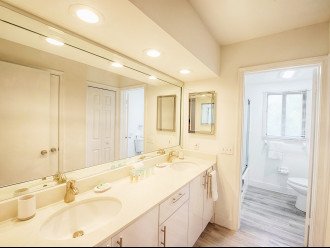 En suite bathroom with double sink