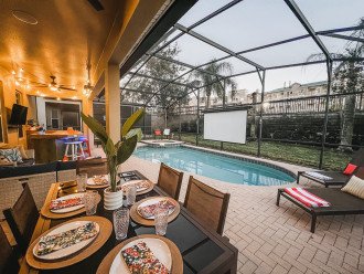 Enjoy Meals Out By The Pool