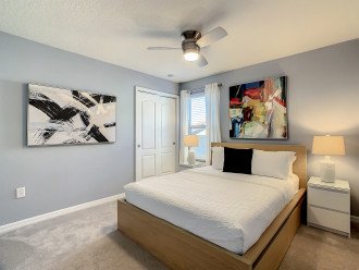 Bedroom 7- 2nd Floor- Queen Bed