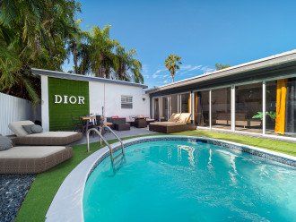 Luxury Pool Villa || 5BD 4BA #1