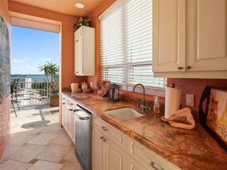 Grand and Glorious Penthouse with Panoramic Gulf Views #31