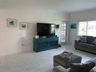 Fully furnished 2/2 one floor condo, just minutes to Siesta Key Beach #1
