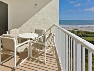Ocean View & steps to the Beach- We Even Provide Beach Accessories FREE in 614 #1