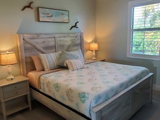 Guest Suite Bedroom (2)