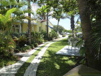 Beach Bungalow Right Across from the Beach and by Atlantic Ave #10