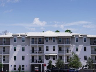 Beach getaway in the pines, a mile from 30A. First floor, two-bedroom #1