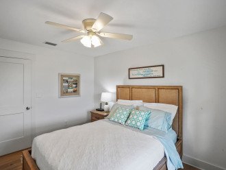 Southern Mermaid Cottage- Pet Friendly Fenced Free Bikes #1