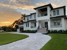 Grand Tampa Luxury Home - Resort Life