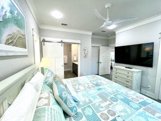 Main bedroom with en-suite