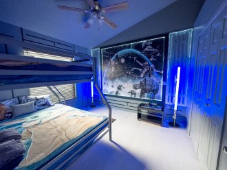 1 single (top) and 1 full bed (bottom) Star Wars bedroom.