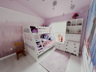 1 single (top) and 1 full bed (bottom) Disney princess bedroom.