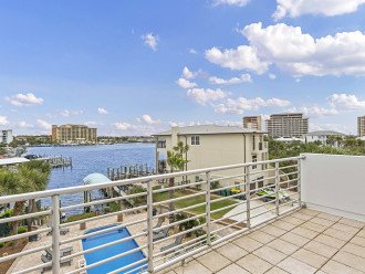 Neptunes Nest | Waterfront Mansion | Heated Pool | Rooftop Deck | Boat Slips #21