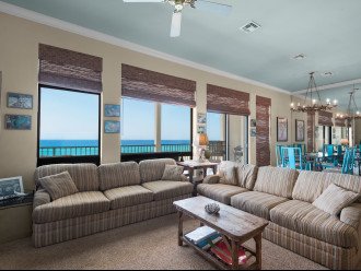 Living area offering Gulf views