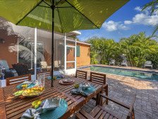 Villa Las Flores | Pet Friendly Home in Sarasota w / Private Heated Pool