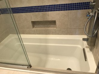 deep soaking tub