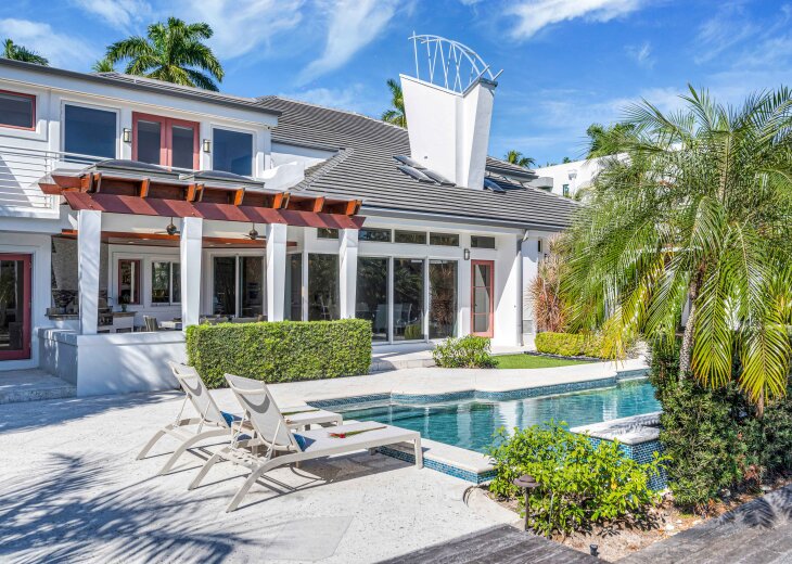 Architectural masterpiece marvellously set on Nurmi Isles with private dock access.