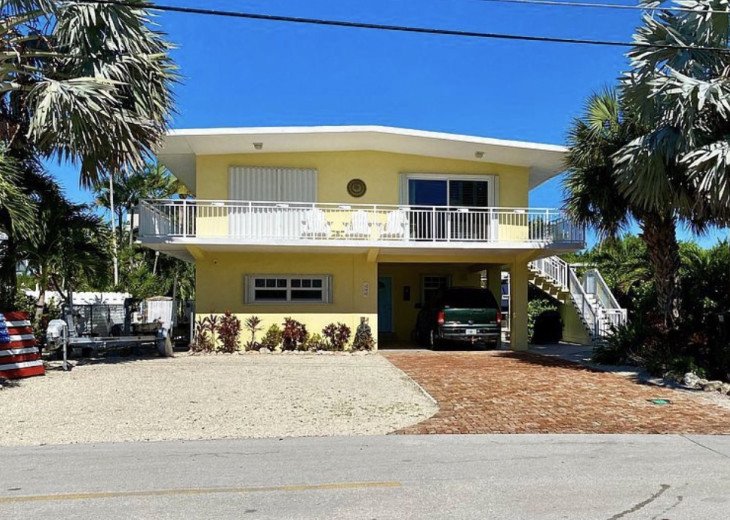 Islamorada Lower Matecumbe canal front apartment with private pool & dock #1