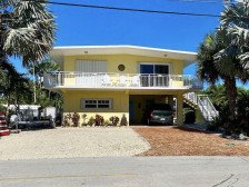 Islamorada Lower Matecumbe canal front apartment with private pool & dock