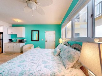 This Condo is absolutely Gorgeous Comes with beach service 2 chairs1Umbrella #1