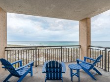 Spacious Condo Located directly on Navarre Beach