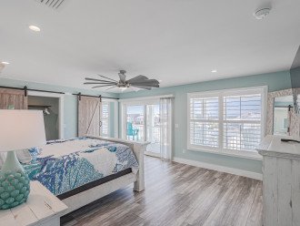 Upstairs Master bedroom with Gulf Views