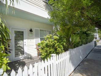 Sanctuary Retreat, Island Vibe, Downtown Key West Charm with Fall Specials @ #26