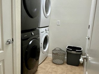 Double Full Size Laundry Room