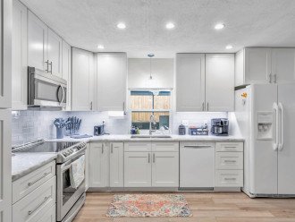 Beautiful and Spacious Kitchen with great lighting (including LED color changing lights under the cabinets)