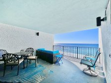 Beach Front Condo! Pool view Spectacular Balcony