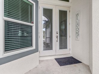 Inviting front entryway.
