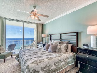 Huge master bedroom with gulf views and balcony access!