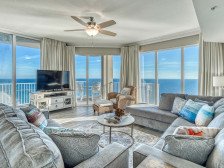 Gorgeous Condo! July 15 - 17th Weekend open!